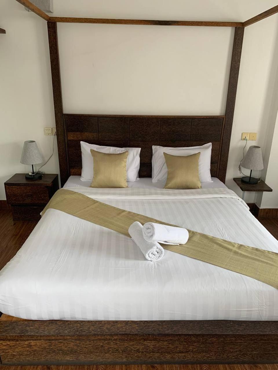 Suite Home Boutique Hotel Phnom Penh Ngoại thất bức ảnh