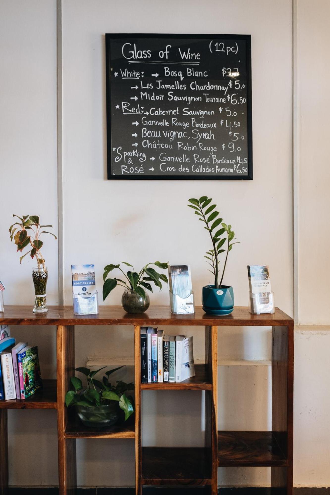 Suite Home Boutique Hotel Phnom Penh Ngoại thất bức ảnh